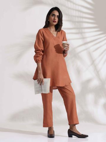 trueBrowns V-Neck Slub Tunic With Trousers
