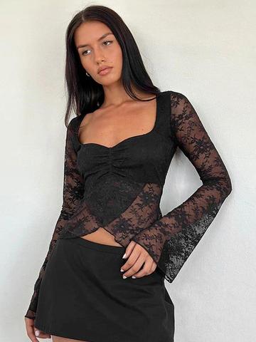 Outzidr Women Floral Embroidered Sweetheart Neck Lace Inserts Bell Sleeve Top