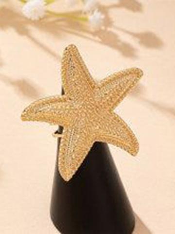 Just Lil Things Starfish Cocktail Finger Ring