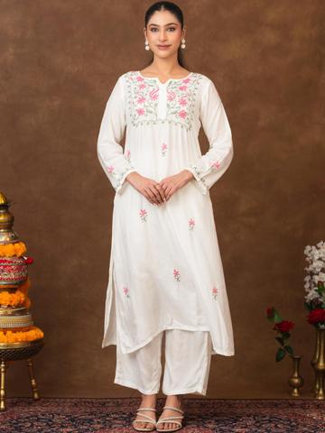 GHARANA INDIA Women Floral Embroidered Kurta with Palazzo