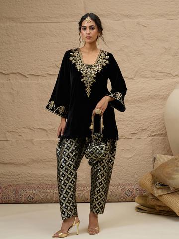 Shae by SASSAFRAS Ethnic Motifs Embroidered Thread Work Velvet Kurta With Patiala