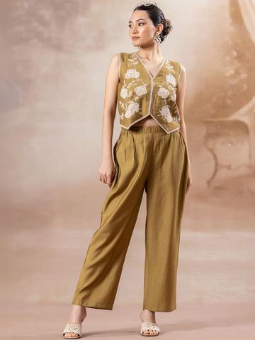 Amarasha Embroidered V-Neck Sleeveless Waistcoat With Trouser
