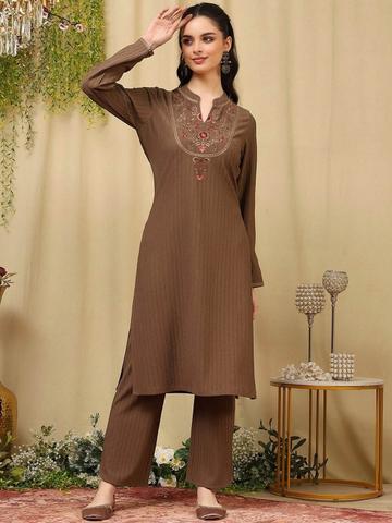 Nayam By Lakshita Women Striped Thread Work Straight Kurta With Trousers