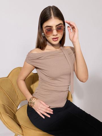 SHOWOFFFF Off-Shoulder Top