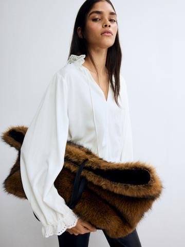 H&M Frill-Trimmed Blouse