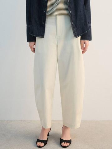 MANGO Women High-Rise Mom Fit Trousers