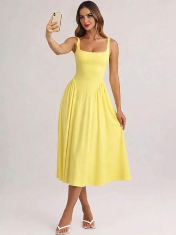 TRAQUILA Fit & Flare Midi Dress