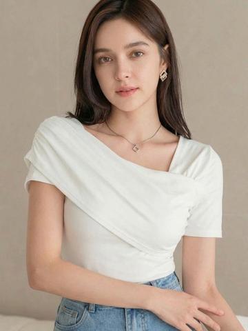 Womenster Istyle Can Women White Ruched Asymmetrical Neck Tops