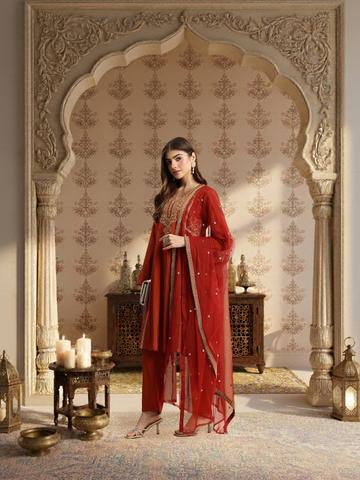 House of Pataudi Ethnic Motifs Embroidered Thread Work Jashn Kurta with Trousers & Dupatta