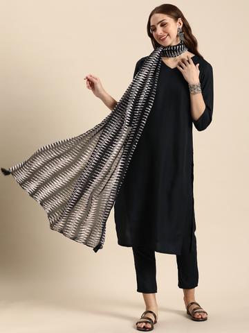 Anouk Solid Regular Kurta with Trousers & Dupatta