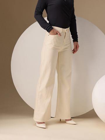 Chemistry Women Flared High-Rise Stretchable Jeans