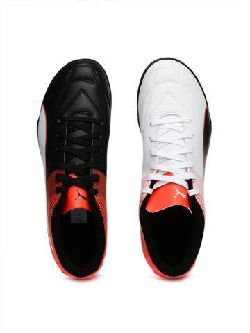 puma mismatched shoes