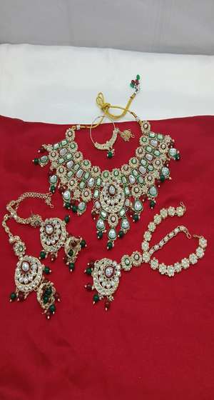 PADMAWATI BANGLES PVT LDT Gold-Plated Jewellery Set