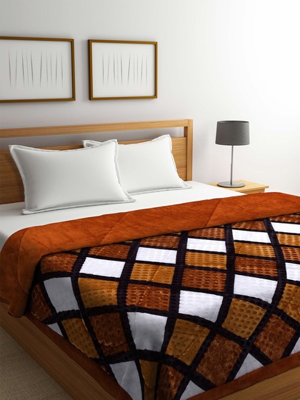 KLOTTHE Brown & White Geometric Heavy Winter Double Bed Quilt