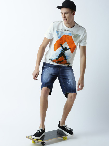 Huetrap Men White Graphic Printed Cotton T-shirt
