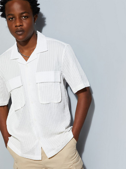 Price History of max URB_N Men Relaxed Fit Textured Flap Pocket