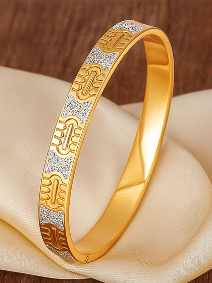 DIVASTRI Women American Diamond Antique Gold-Plated Bangle-Style Bracelet