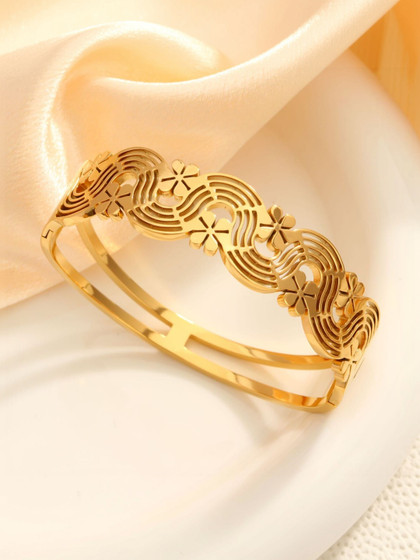 DressBerry Women American Diamond Gold-Plated Bangle-Style Bracelet