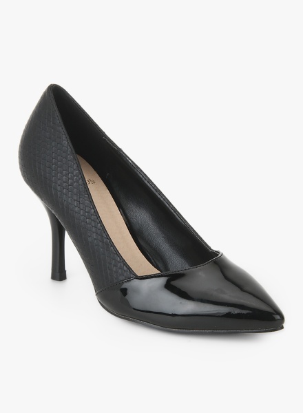 Black Solid Pumps