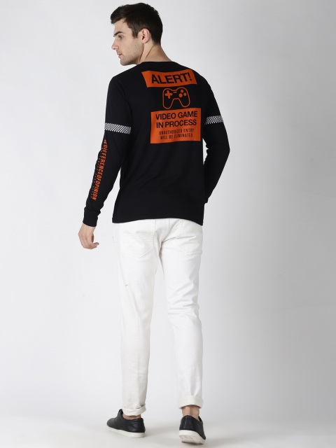 

Difference of Opinion Men Black Printed Round Neck T-shirt