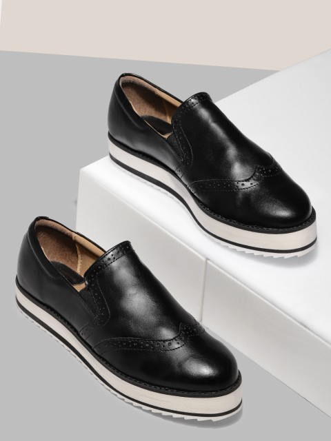 

her by invictus Women Black Slip-On Cushioned Sneakers