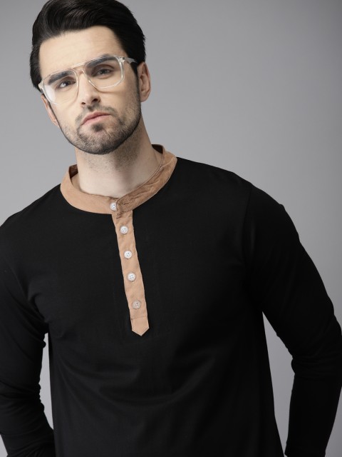 

Campus Sutra Men Black Solid Henley Neck T-shirt