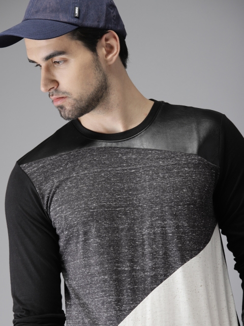 

Campus Sutra Men Charcoal Grey & Black Colourblocked Round Neck T-shirt