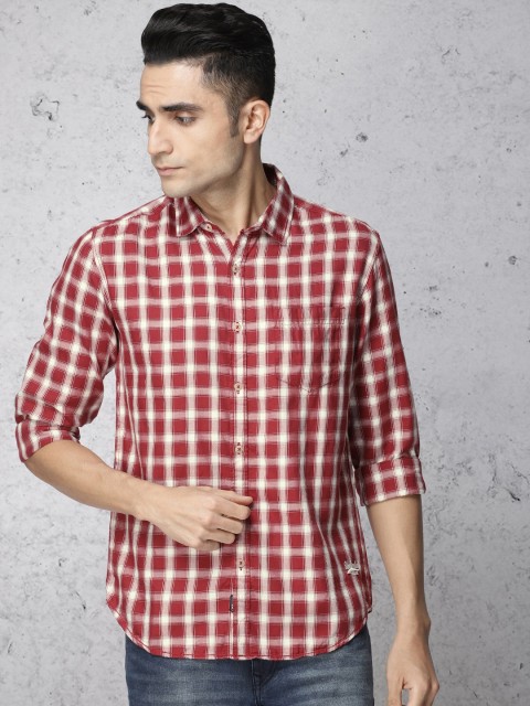 

Ecko Unltd Men Maroon & Off-White Slim Fit Checked Casual Shirt