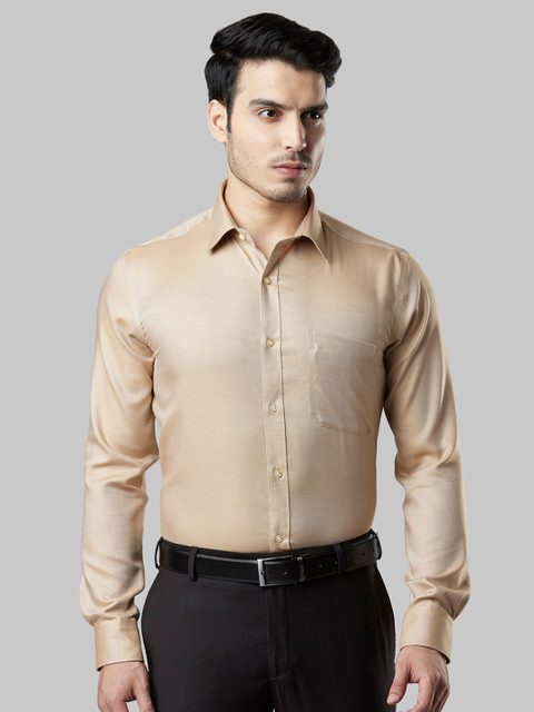 

Raymond Men Beige Regular Fit Solid Formal Shirt