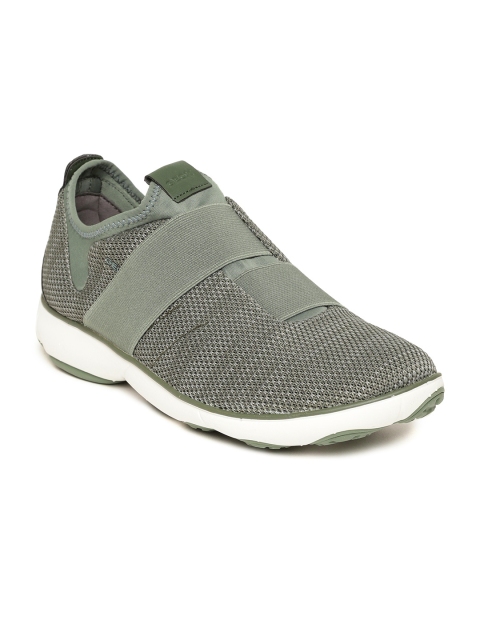 

Geox Men Olive Green Solid Slip-On Sneakers