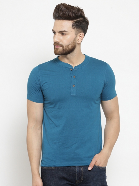 

Kalt Men Teal Blue Solid Henley Neck T-shirt