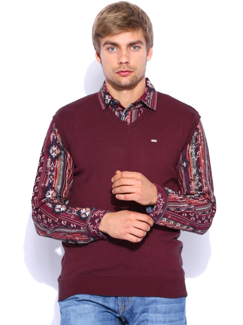 

Locomotive Maroon Sleeveless Sweater
