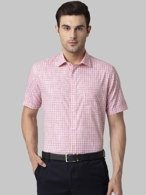 

Park Avenue Men Pink & White Regular Fit Checked Formal Shirt