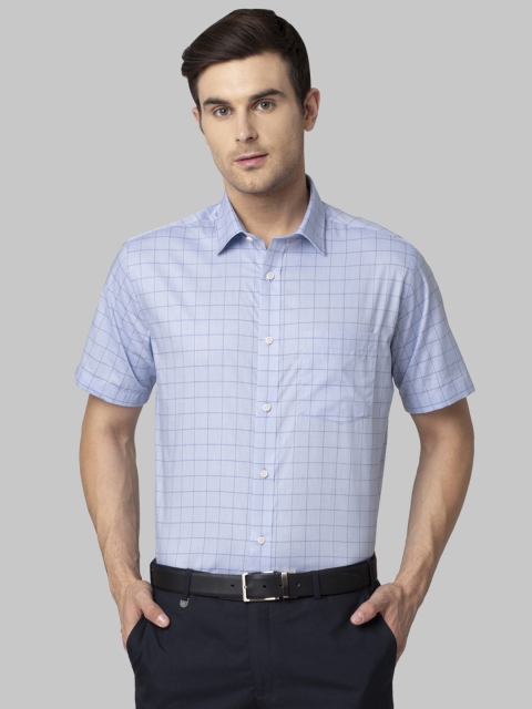 

Park Avenue Men Blue Regular Fit Checked Formal Shirt