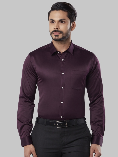 

Next Look Men Burgundy Slim Fit Solid Formal Shirt