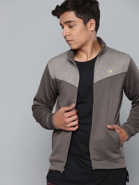 

HRX by Hrithik Roshan Boys Grey Colourblocked Rapid Dry U-17 Training Sweatshirt