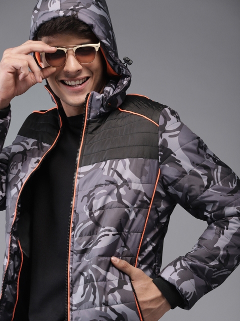 

HERE&NOW Men Grey & Black Camouflage Printed Hooded Puffer Jacket