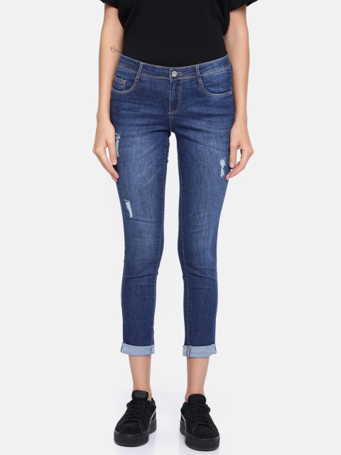 

Kraus Jeans Women Blue Slim Fit Mid-Rise Low Distress Stretchable Cropped Jeans K4050