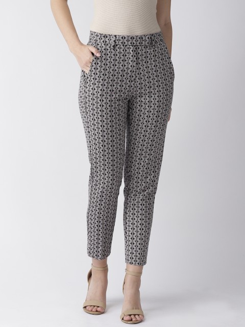 

Marks & Spencer Women Black & Off-White Slim Fit Printed Regular Cropped Trousers