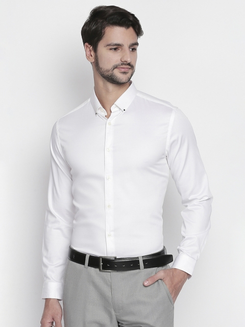 

RICHARD PARKER by Pantaloons Men White Slim Fit Solid Formal Shirt