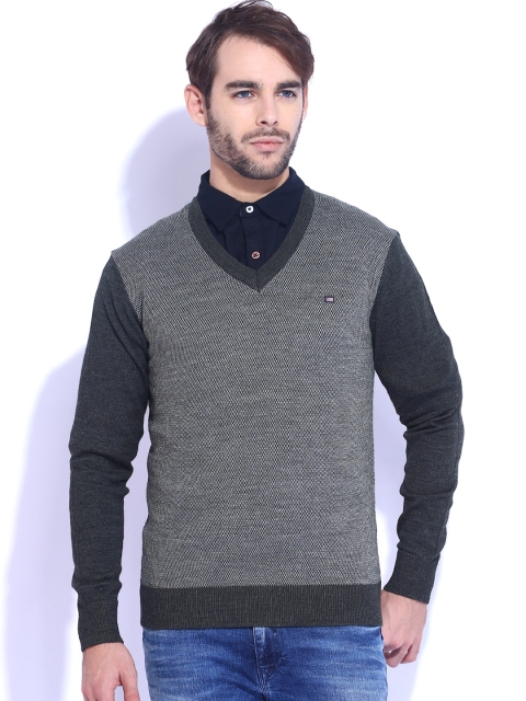 

Arrow Sport Grey Woollen Sweater