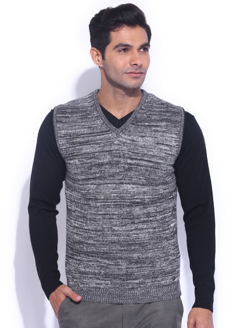 

Arrow New York Grey Sweater
