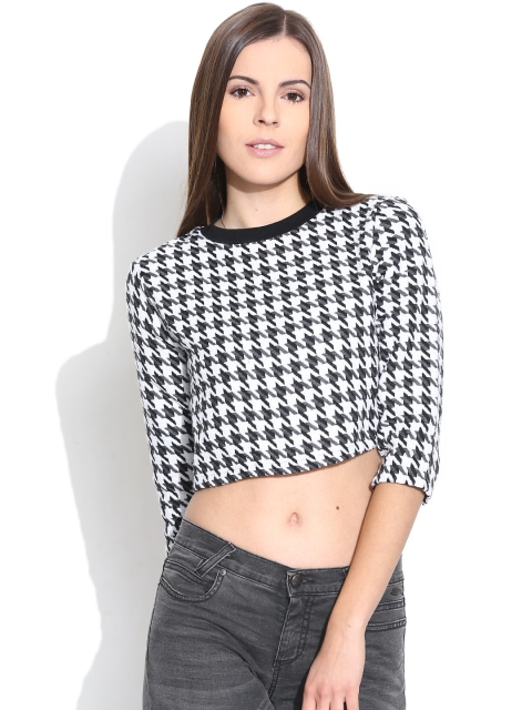 

Vero Moda Black & White Houndstooth Crop Top