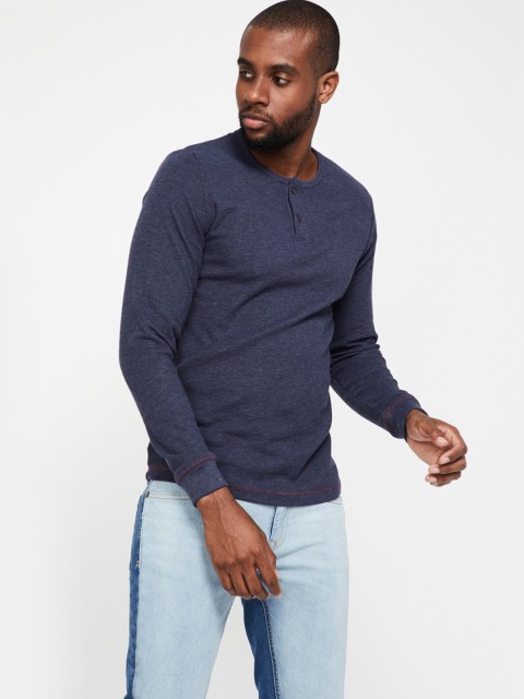 

Fame Forever by Lifestyle Men Navy Blue Solid Henley Neck T-shirt