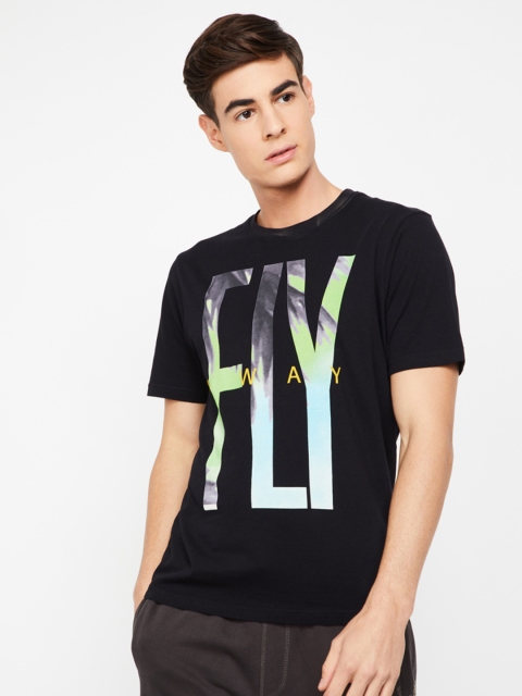

Fame Forever by Lifestyle Men Black Solid Round Neck T-shirt