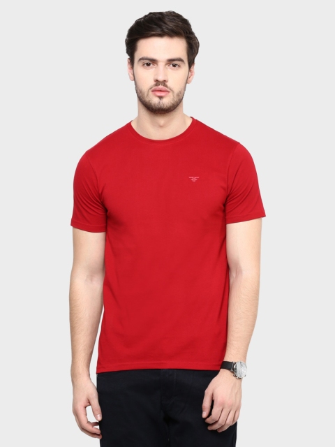 

Fame Forever by Lifestyle Men Red Solid Round Neck T-shirt