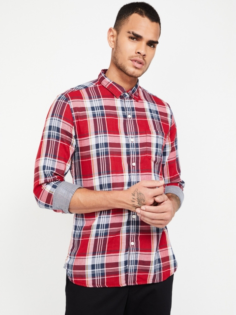 

Fame Forever by Lifestyle Men Red & Navy Blue Slim Fit Checked Casual Shirt