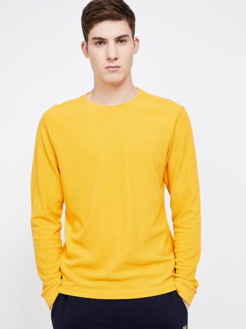 

Fame Forever by Lifestyle Men Yellow Solid Round Neck T-shirt