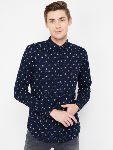 

Fame Forever by Lifestyle Men Navy Blue & White Slim Fit Printed Casual Shirt