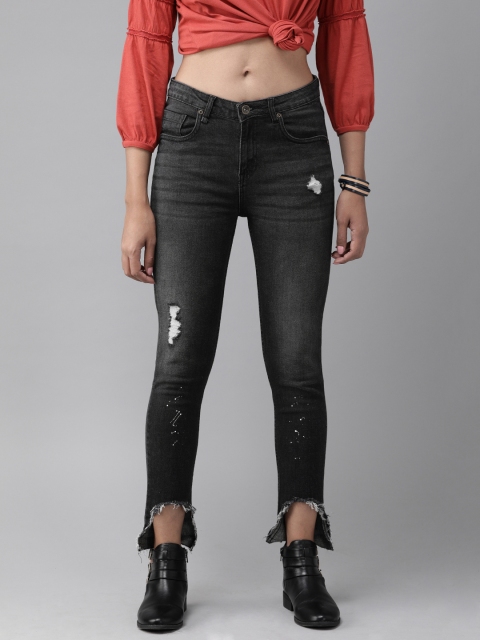 

Roadster Women Black Skinny Fit Mid-Rise Low Distress Stretchable Cropped Jeans